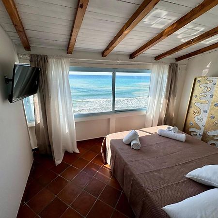 Golden Home Anzio Exterior photo
