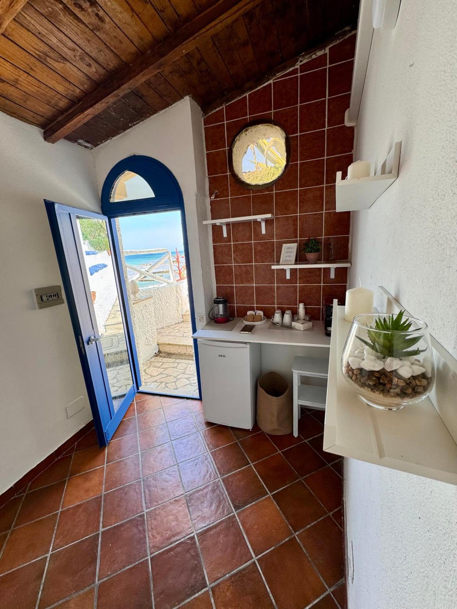 Golden Home Anzio Exterior photo